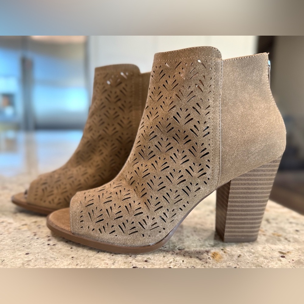 Restricted Perforated Tan Peep Open Toe Ankle Booties Boots - Picture 2 of 10